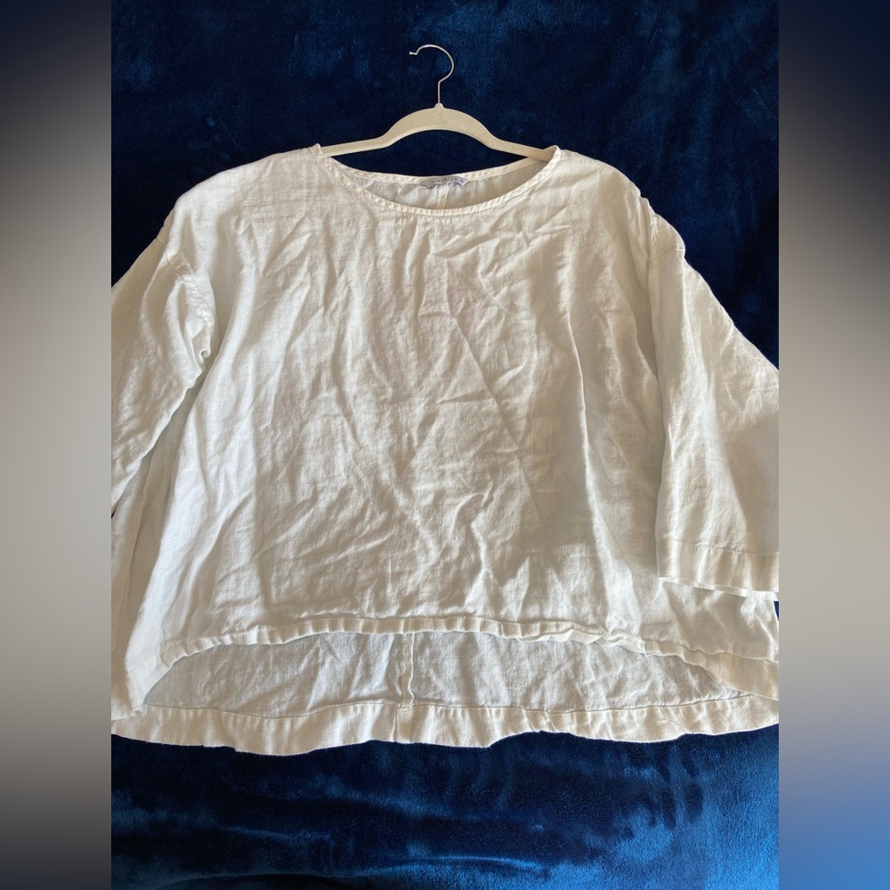 Women’s linen fox top